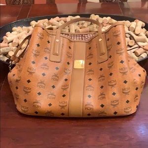 MCM Liz Reversible Medium Visetos Tote Bag